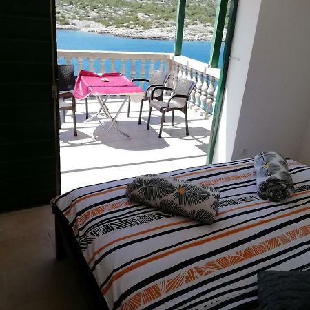 Poseidon Holiday Guesthouse Žirje Buitenkant foto